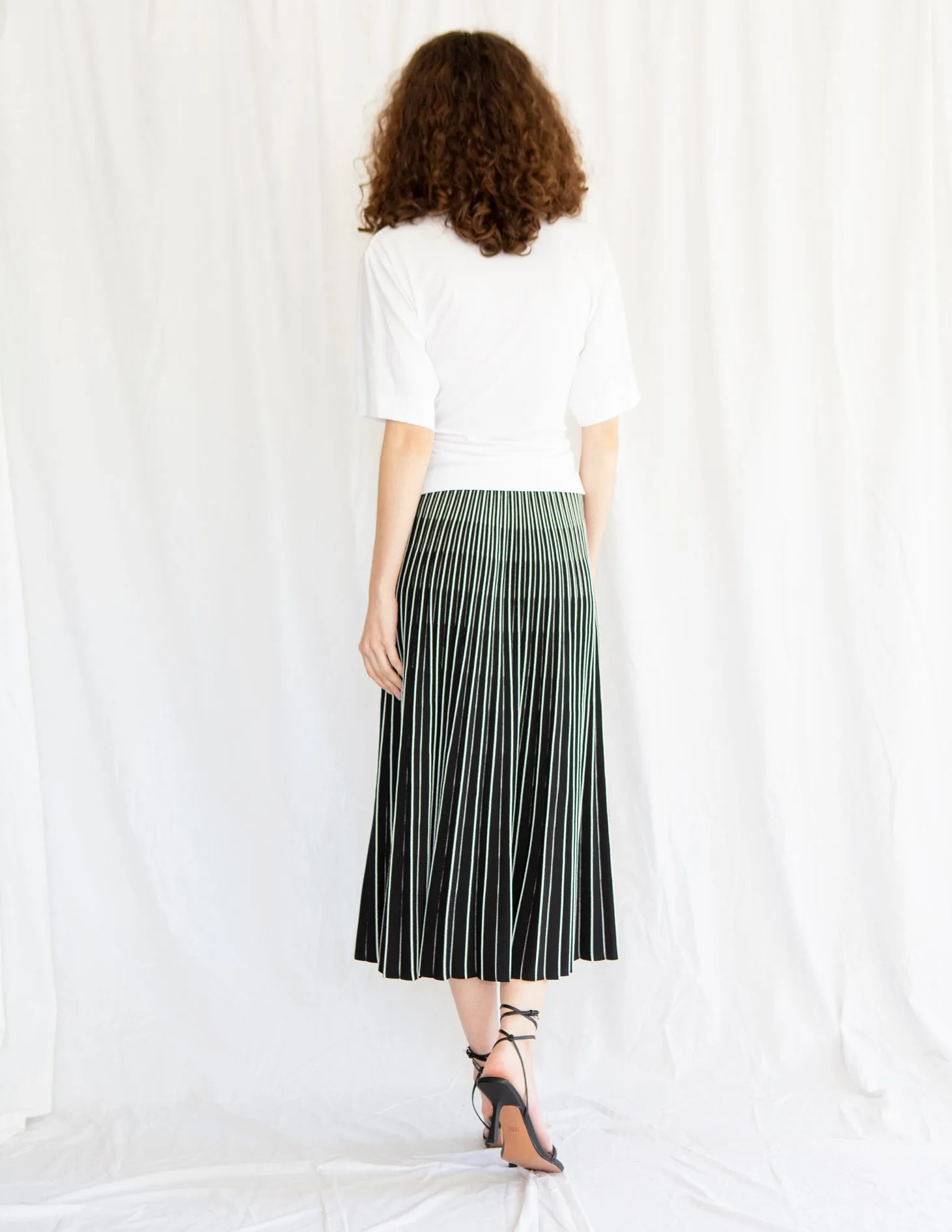 3D Knit Pleated Skirt Black