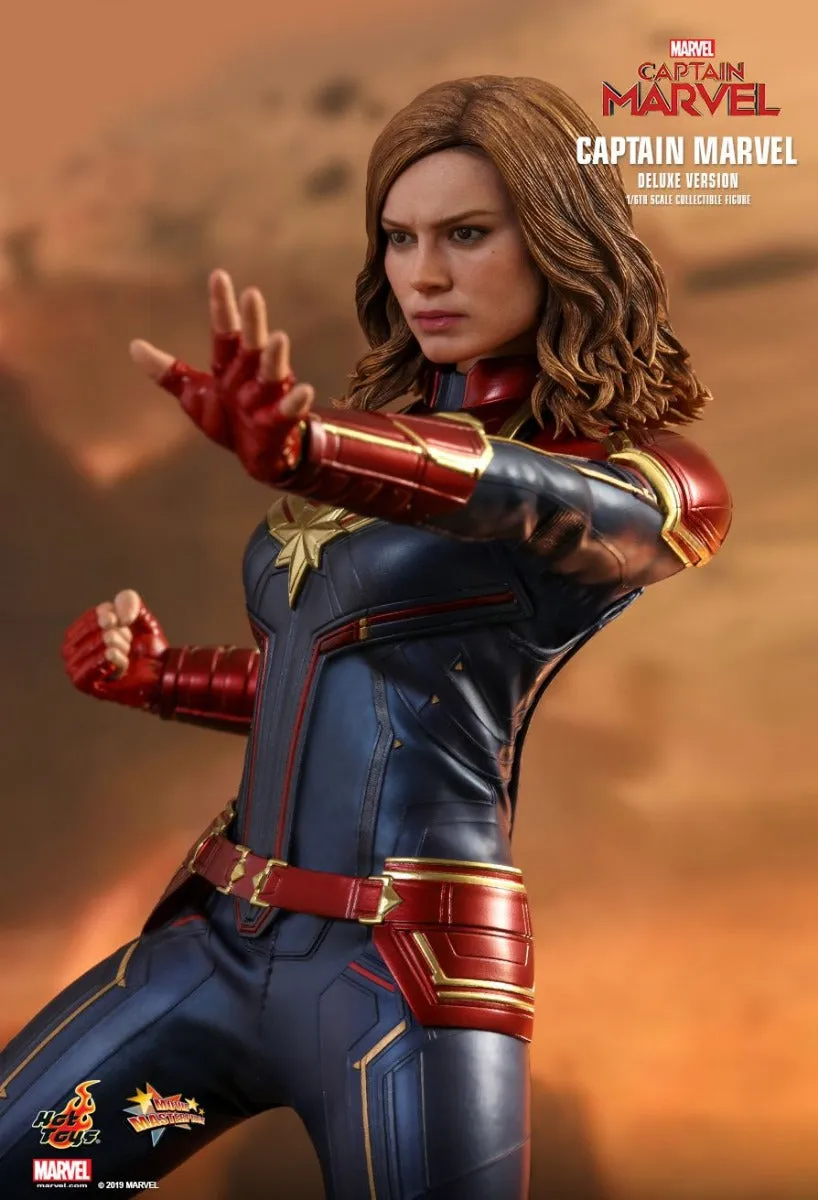 HOT TOYS CAPTAIN MARVEL DELUXE VERSION COLLECTIBLE FIGURE 1/6TH SCALE- MMS522