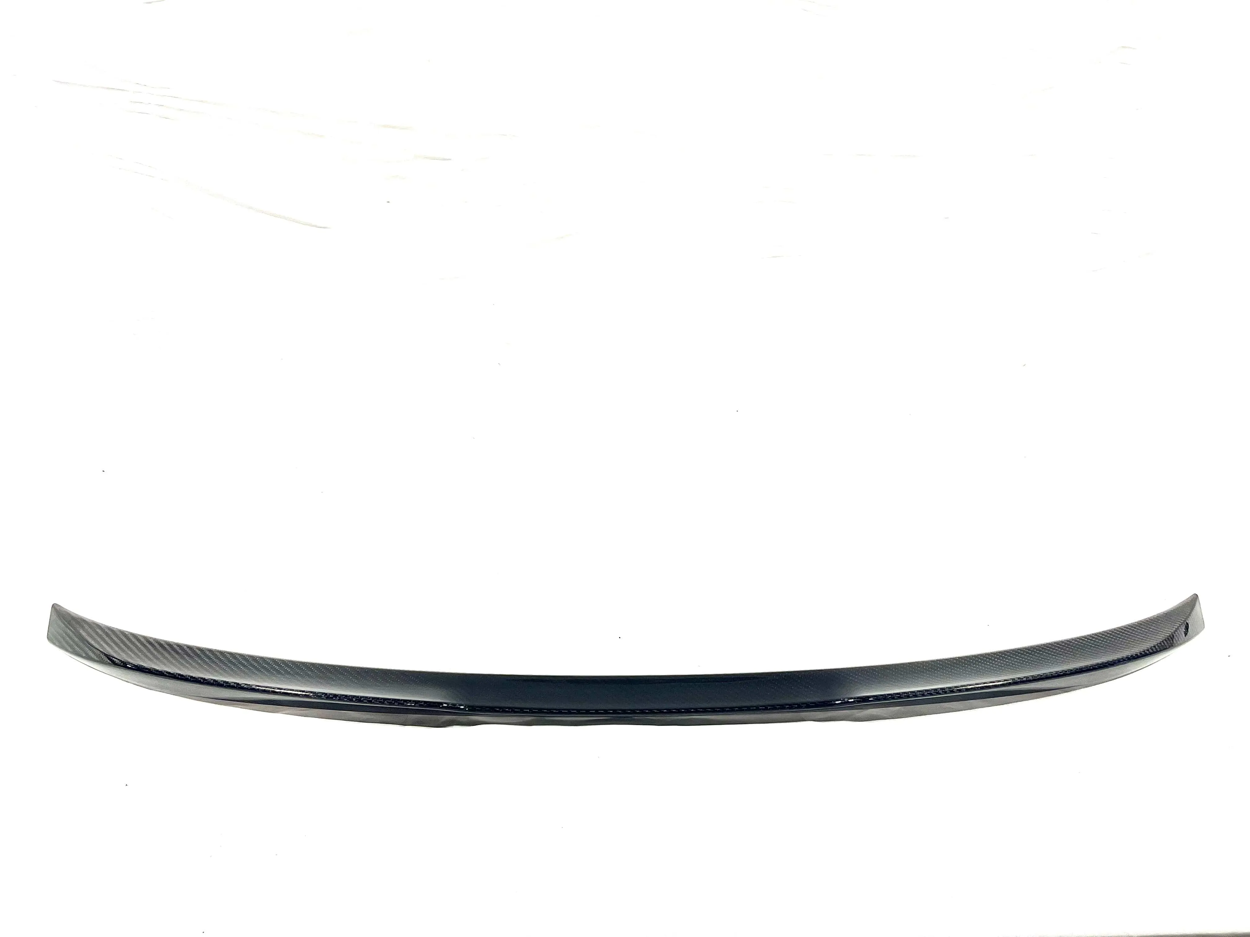 Kies Carbon BMW G87 M2/G42 M240i Carbon Fiber V-Style Rear Spoiler