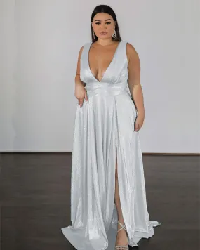 Lexa Stretch Shimmer Gown - Crytal White