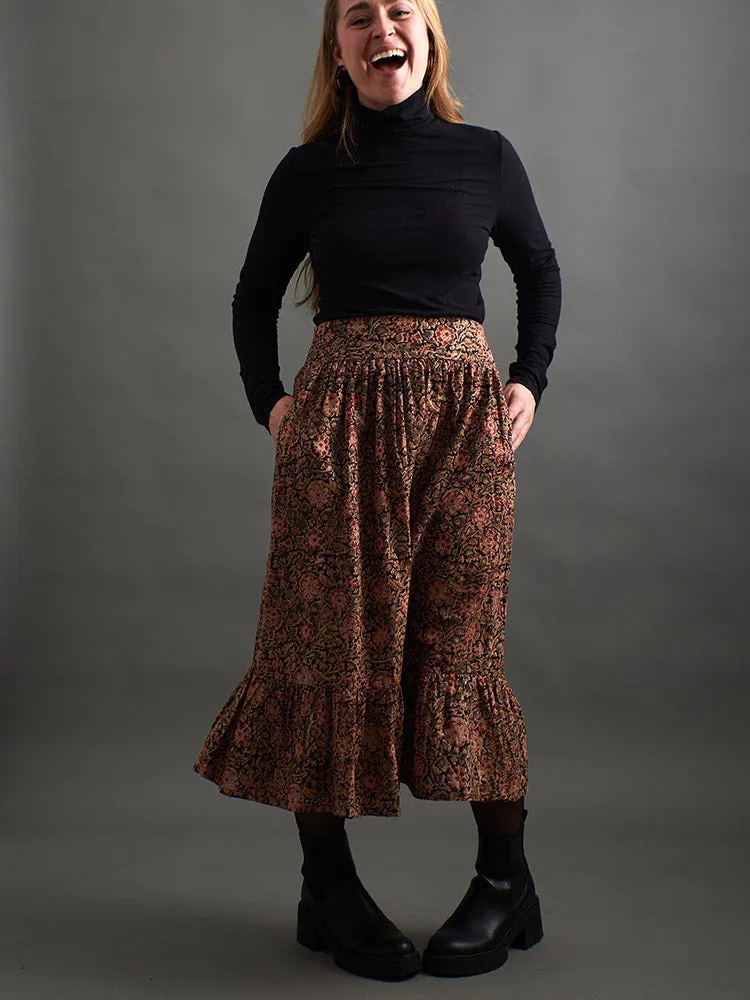 Mila Midi Skirt - Black Floral