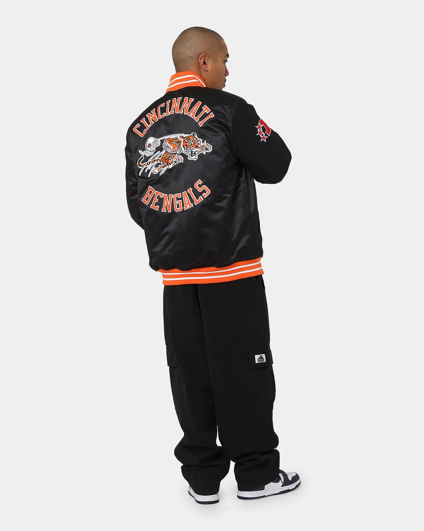 Mitchell & Ness Cincinatti Bengals Heavyweight Satin Jacket Black