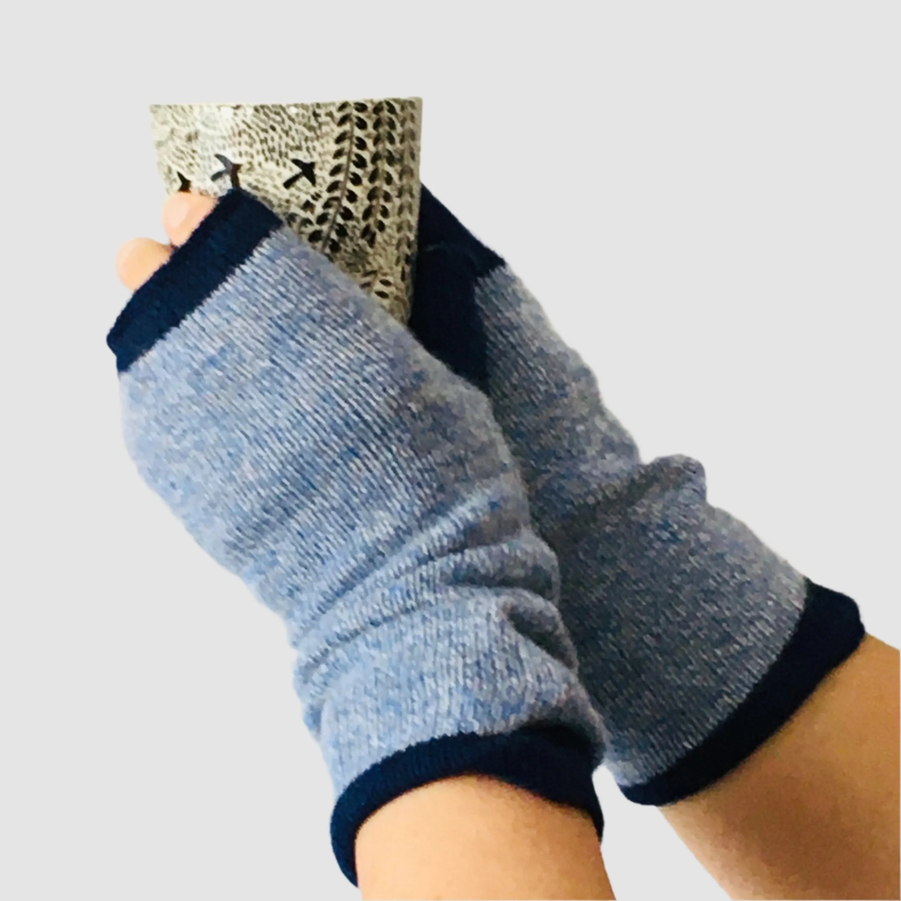 Mittens - Knitted fingerless marled mittens with contrast trims