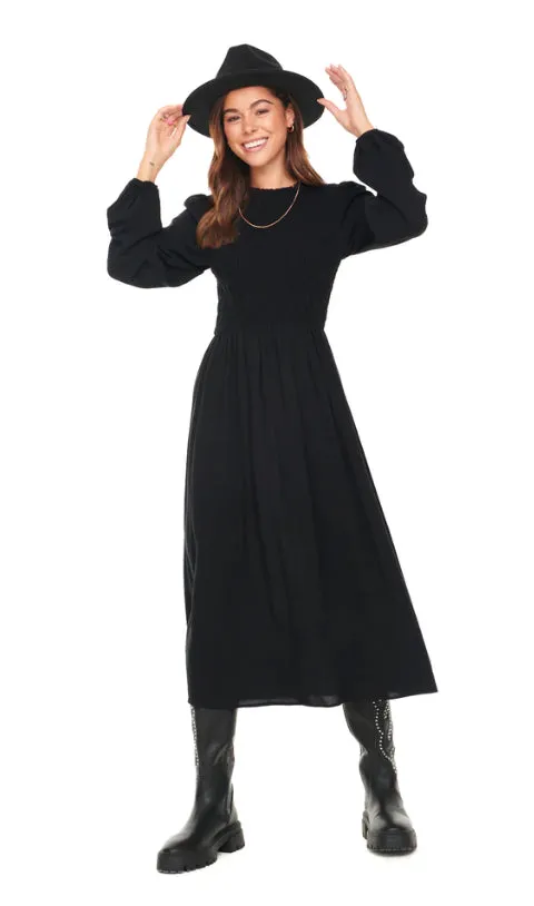 NEVERFULLY DRESSED Swedish Black Dress