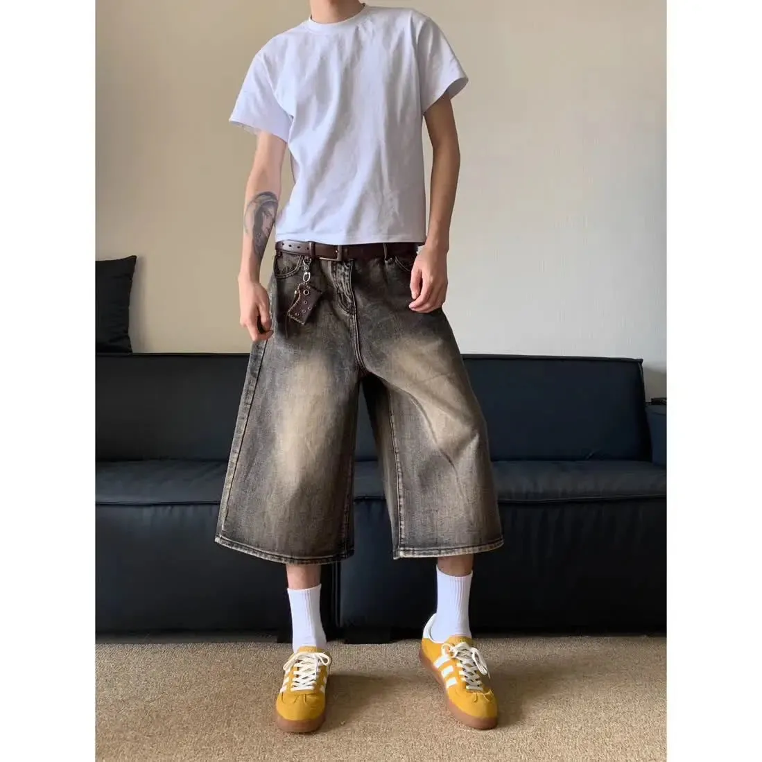 Wiaofellas  -  American retro cropped men wide leg jeans Y2k Gothic washed loose straight casual couple shorts sweatpants